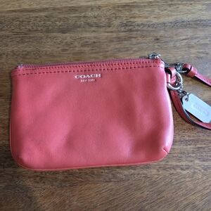 Coach Women's‎ Pink Wristlet
